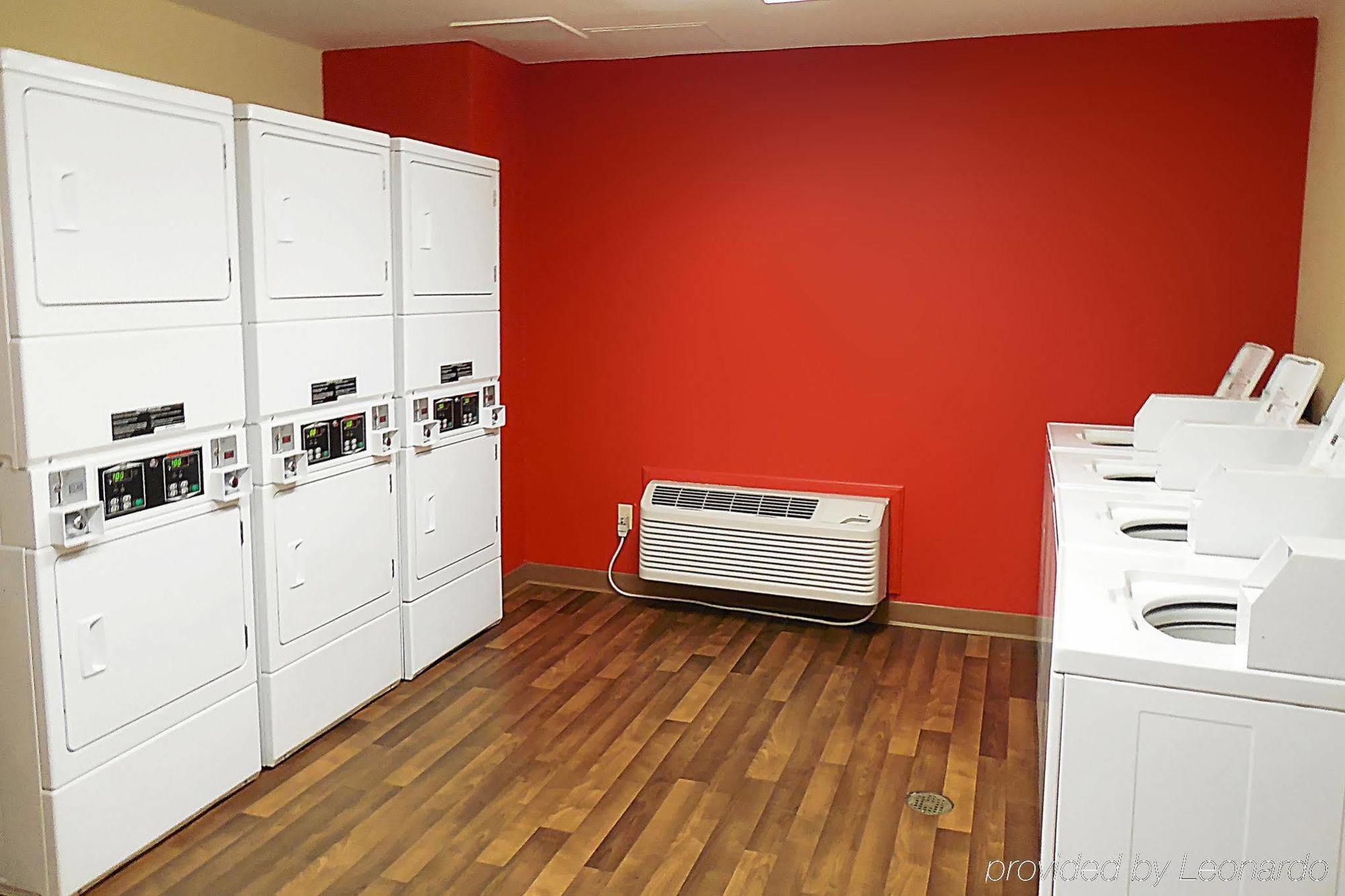Extended Stay America Select Suites - Greensboro - Wendover Ave - Big Tree Way Εξωτερικό φωτογραφία